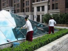 西安晨星環(huán)保工程有限責(zé)任公司 專業(yè)清潔服務(wù)，守護城市建筑之美